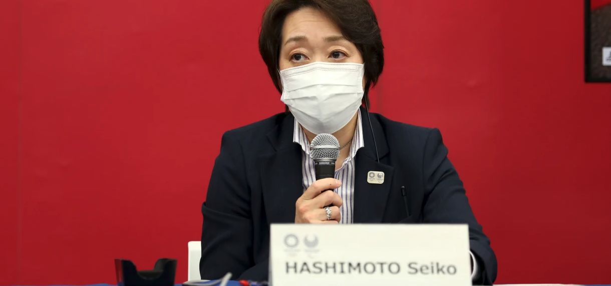 Seiko Hashimoto, del Comité Olímpico Japonés, en rueda de prensa.