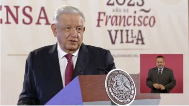 El presidente López Obrador confía en que Marcelo Ebrard permanezca en Morena. Foto: X.
